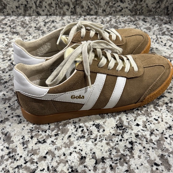 Gola Women's Tan and White Sneakers - Picture 4 of 7